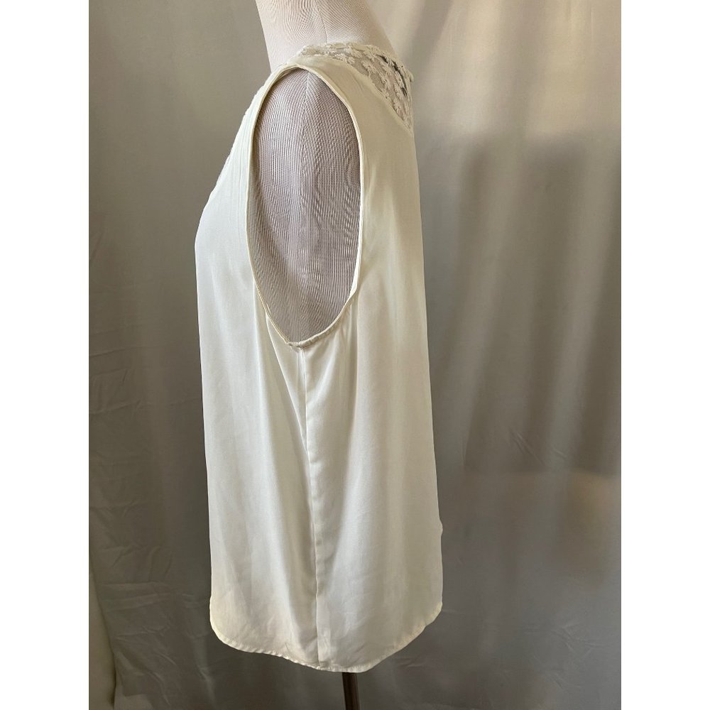 Forever 21 Cream Floral Lace Collar Design Neck Sleeveless Blouse / Tank - Picture 9 of 11